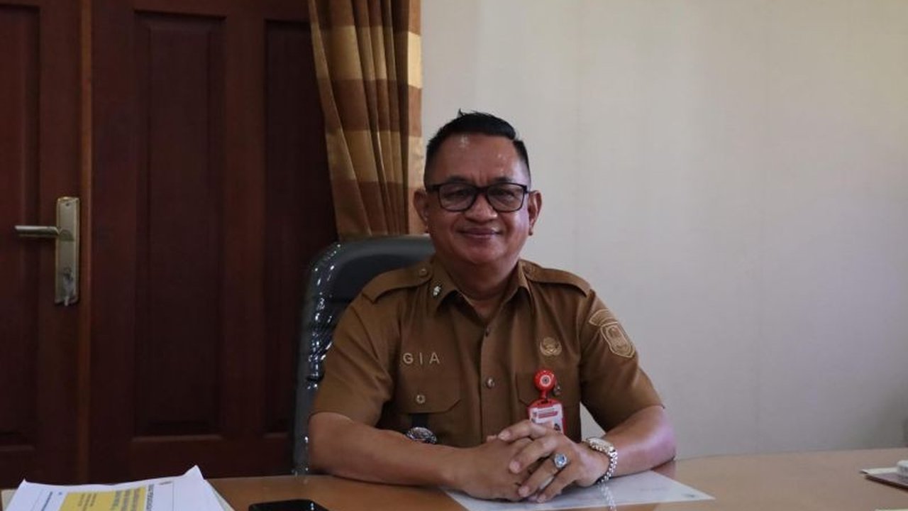 Dinas Perdagangan Kalsel pastikan Inflasi Kalsel hanya 1,42% hingga Juni 2025, menandakan harga bahan pokok stabil meski ada gejolak sesaat. Bagaimana Pemprov mengatasinya?