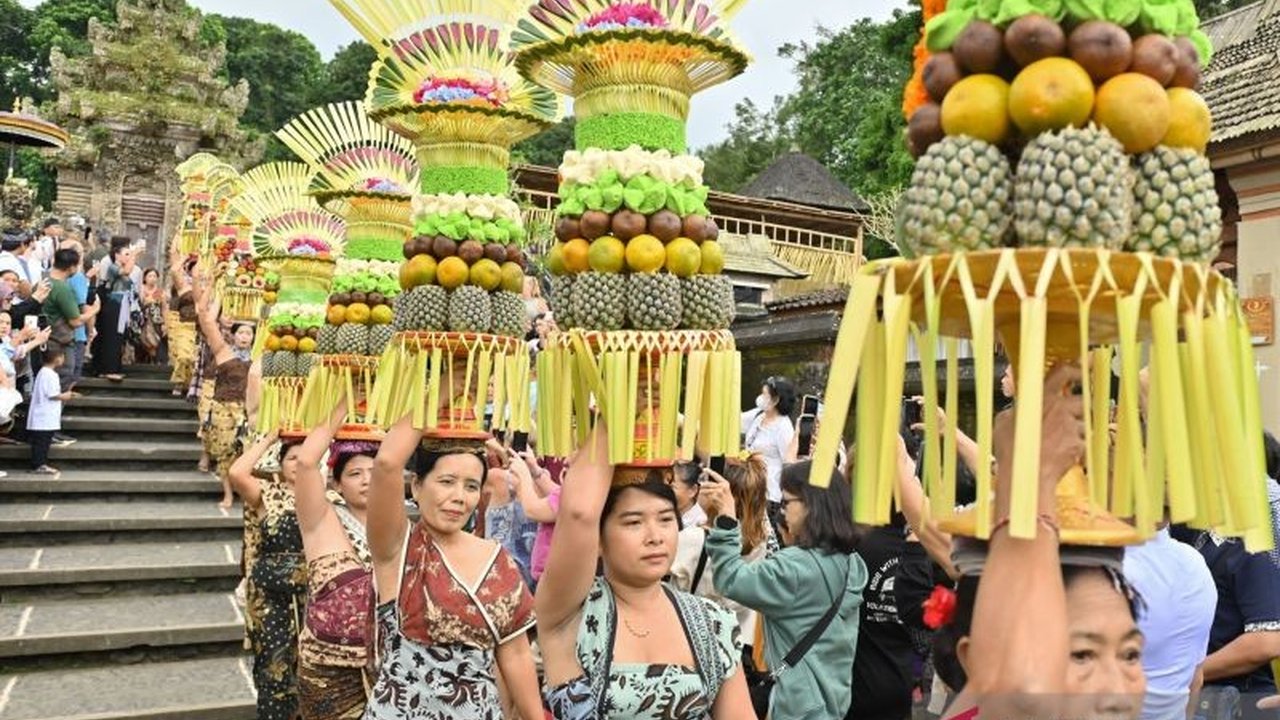 Pariwisata Indonesia berpotensi besar, namun Ketua ICPI Azril Azhari sebut 'special event' belum digarap profesional untuk menarik wisatawan mancanegara. Apa saja tantangannya?