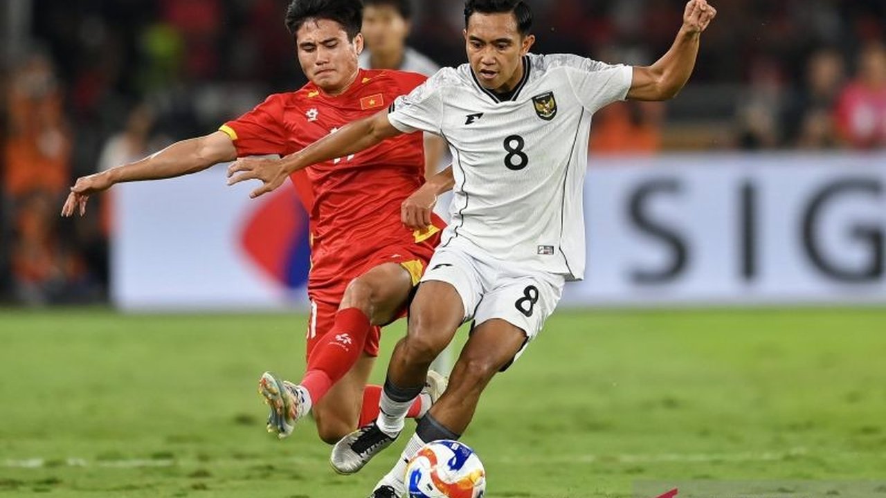 Timnas Indonesia U-23 sementara tertinggal 0-1 dari Vietnam U-23 setelah gawang mereka kebobolan pada menit ke-36 di final ASEAN U-23 Championship 2025. Bagaimana jalannya babak pertama laga krusial ini?