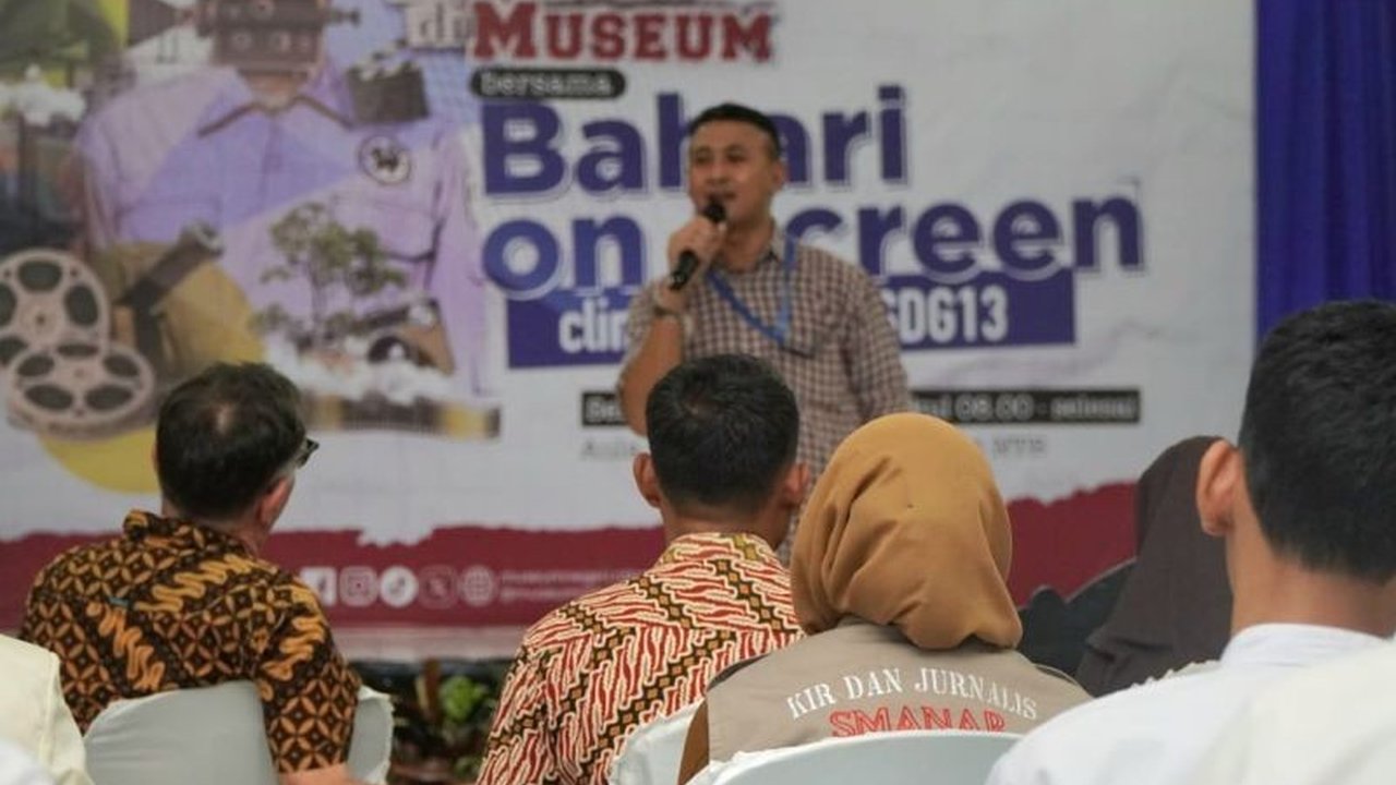 Museum NTB berkolaborasi dengan Museum Bahari Jakarta dan IHHCH mengajak generasi muda peduli krisis iklim global melalui program edukatif 'Bahari On Screen', menampilkan film dokumenter inspiratif.