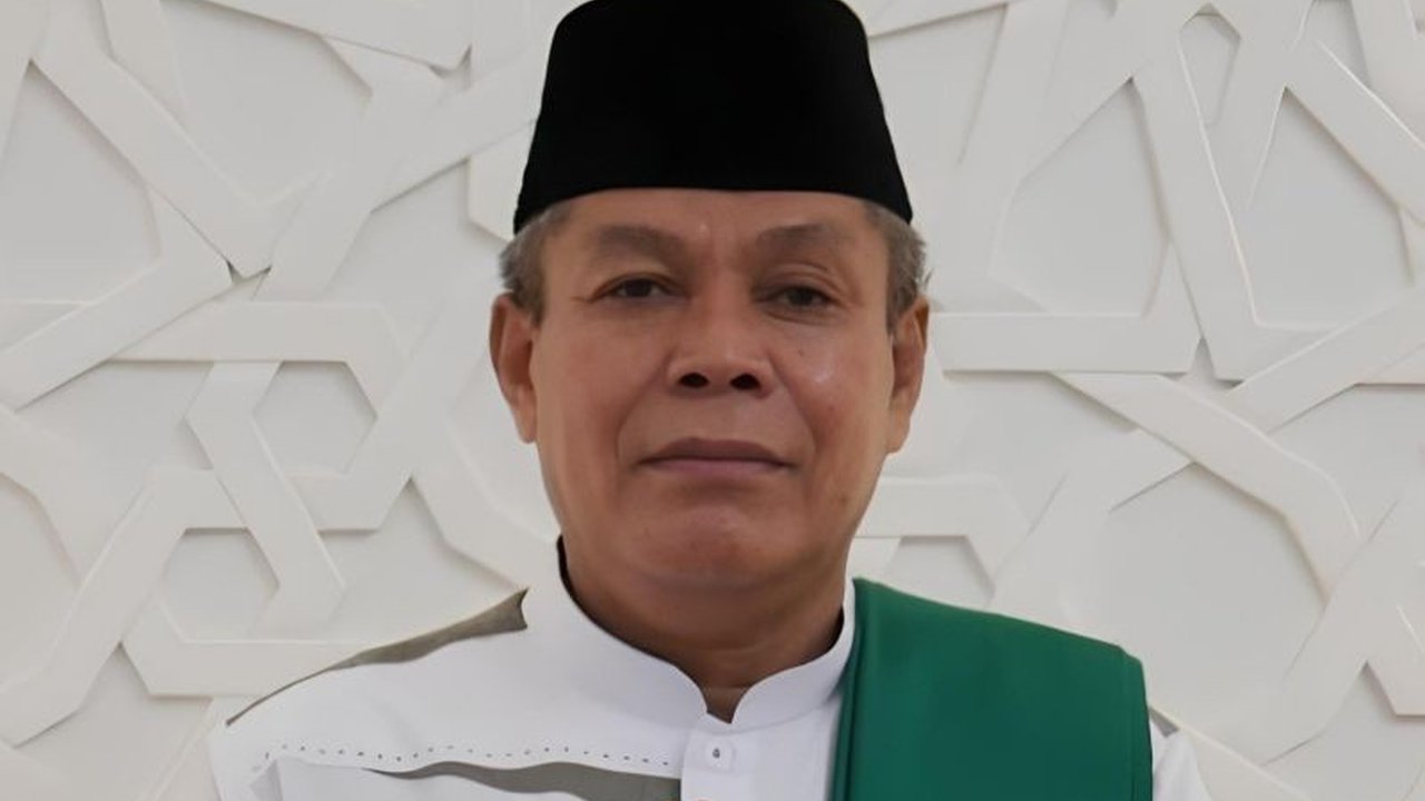 FKUB Padang mengimbau masyarakat untuk tetap menjaga harmoni kerukunan umat beragama pasca insiden perusakan rumah doa di Padang. Bagaimana upaya penyelesaiannya?
