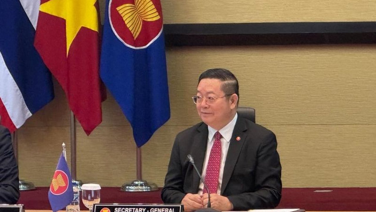 Sekjen ASEAN tegaskan komitmen perdagangan berbasis aturan bersama Jepang, sebuah langkah penting untuk stabilitas ekonomi global di tengah ketidakpastian.