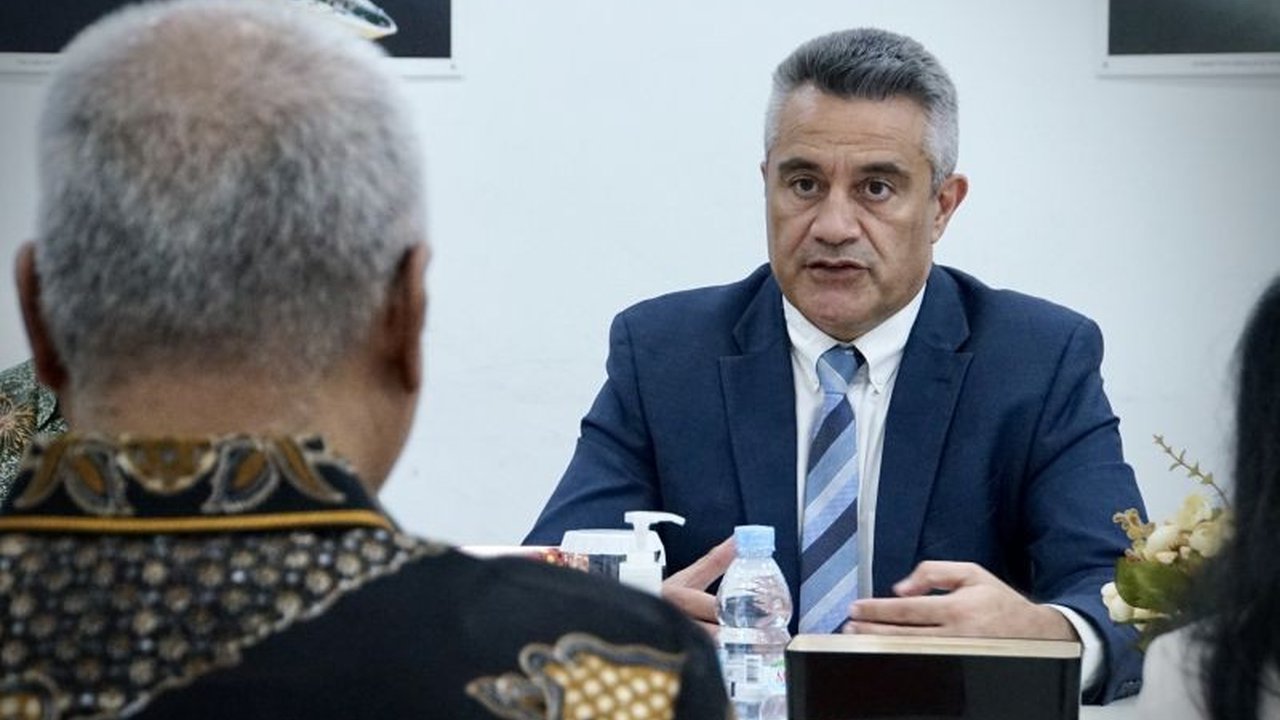 Selandia Baru serius membidik Kemitraan Susu Selandia Baru dengan Indonesia, targetkan nilai perdagangan Rp98,4 triliun sambil dukung produksi lokal. Mengapa?