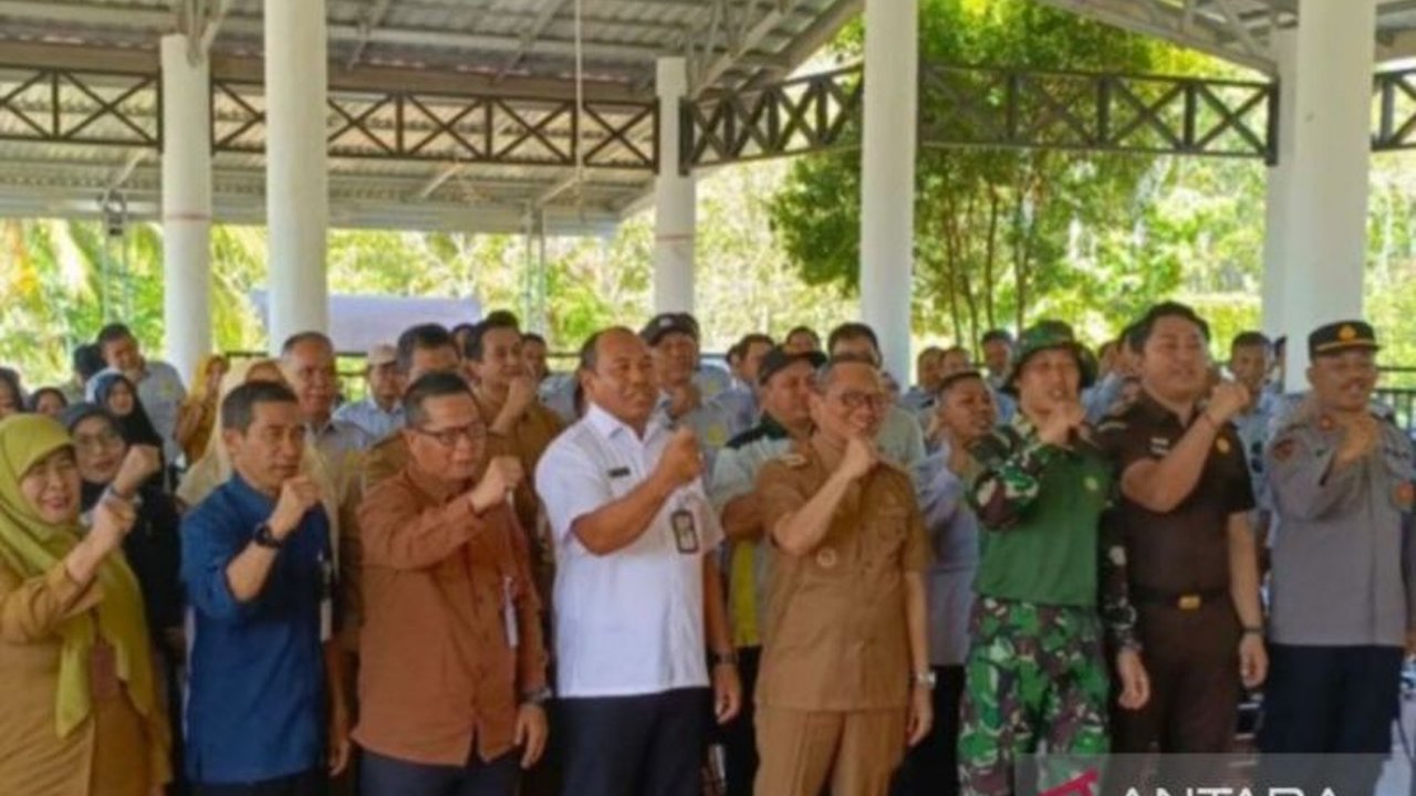 Kementerian Pertanian RI menegaskan peran krusial **penyuluh pertanian** dalam mengubah pola pikir petani guna meningkatkan indeks tanam padi di Tabalong. Bagaimana strateginya?