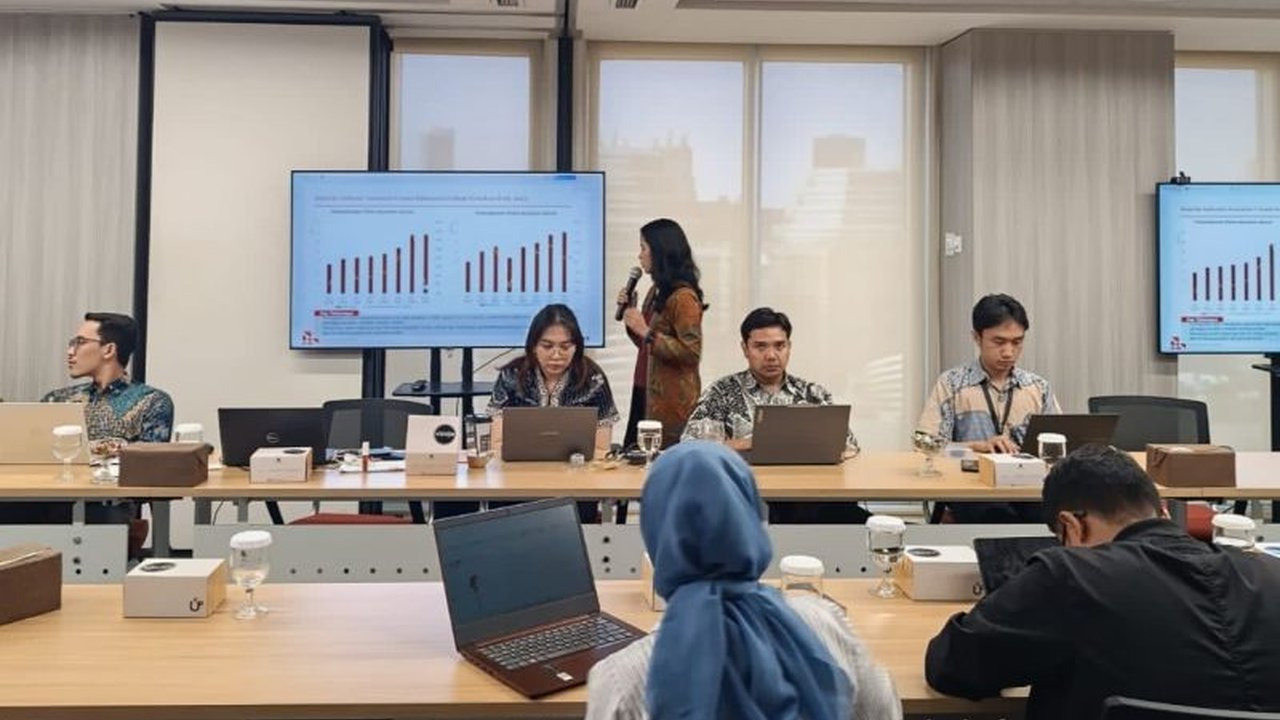 Survei IFG Progress dan LPEM UI menunjukkan potensi besar pasar asuransi di kalangan anak muda. Lebih dari separuh responden tertarik membeli produk asuransi.