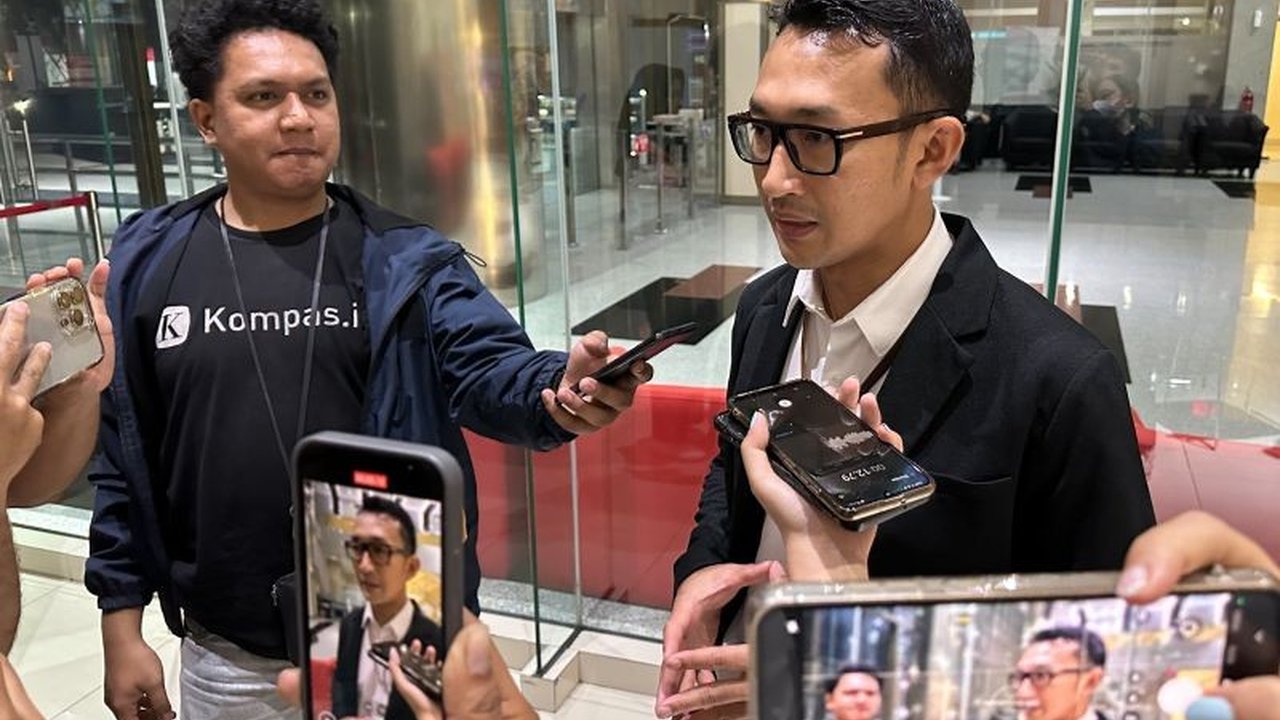 KPK resmi menetapkan tersangka dalam kasus korupsi perusahaan patungan RI-Jepang, PPT Energy Trading Co., Ltd. Siapa saja yang terlibat dan berapa kerugian negaranya?