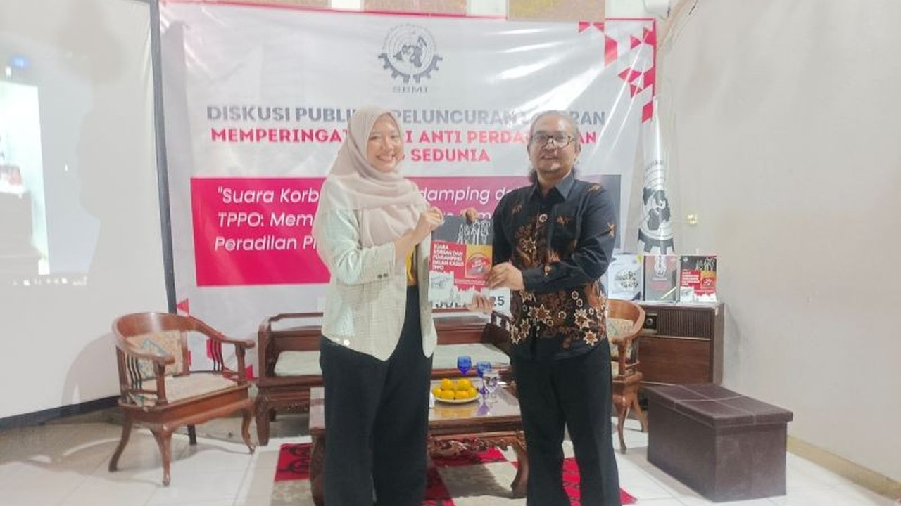 Serikat Buruh Migran Indonesia (SBMI) meluncurkan Laporan TPPO SBMI 2025 yang mengungkap realitas pahit lemahnya sistem peradilan pidana bagi korban perdagangan orang.