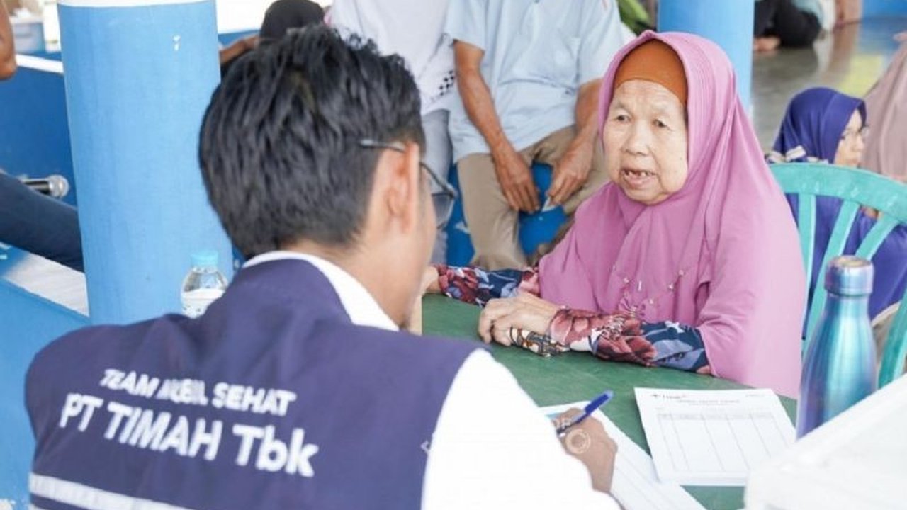 Ratusan warga Belinyu antusias mengikuti pengobatan gratis yang diselenggarakan PT Timah melalui program Mobil Sehat Timah. Bagaimana program ini memberikan dampak positif bagi masyarakat?