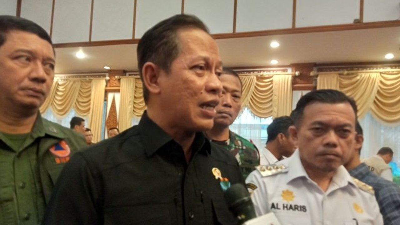 Kementerian Lingkungan Hidup memastikan Program Dana Karbon dari Bank Dunia untuk Indonesia tetap berlanjut, meskipun ada insiden karhutla. Mengapa demikian?