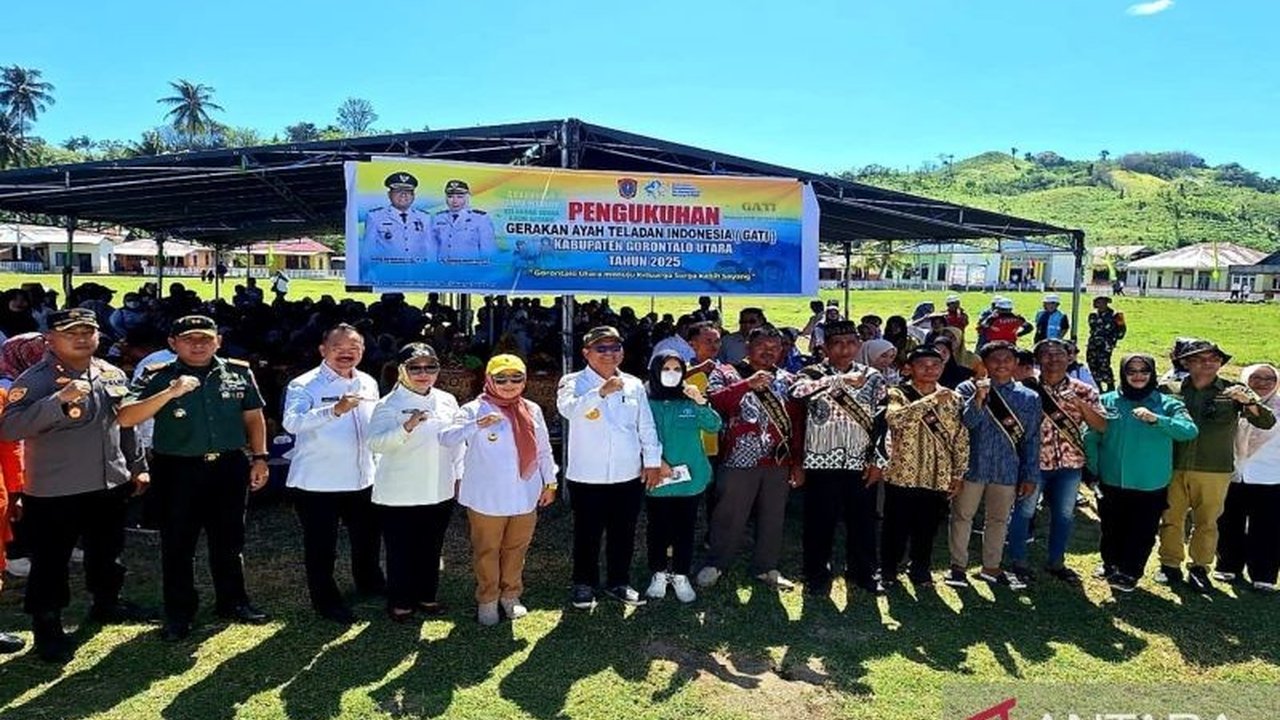 Wakil Gubernur Gorontalo meninjau langsung proyek listrik bawah laut Pulau Dudepo yang ditargetkan selesai 2026. Simak upaya pemerintah wujudkan pemerataan listrik di kepulauan!
