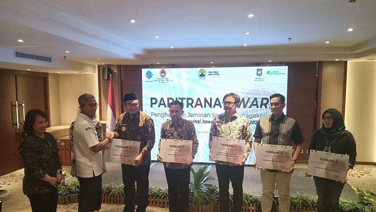 Sekda Jateng mengungkapkan Perlindungan Pekerja Informal masih jadi pekerjaan rumah besar, meskipun 4,5 juta pekerja sudah terlindungi BPJS Ketenagakerjaan. Mengapa?