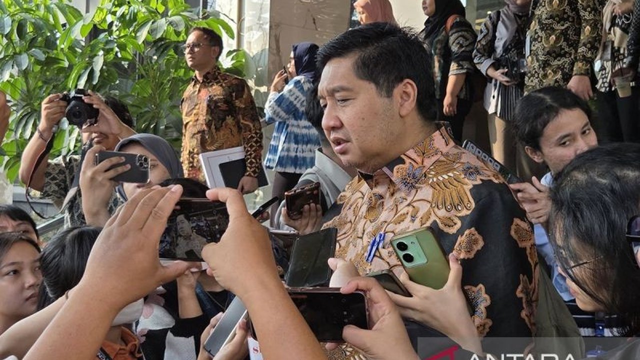 Pemerintahan Prabowo Subianto memberikan 'karpet merah' bagi masyarakat berpenghasilan rendah melalui kebijakan pro-rakyat. Simak bagaimana program ini akan mempermudah akses perumahan subsidi!