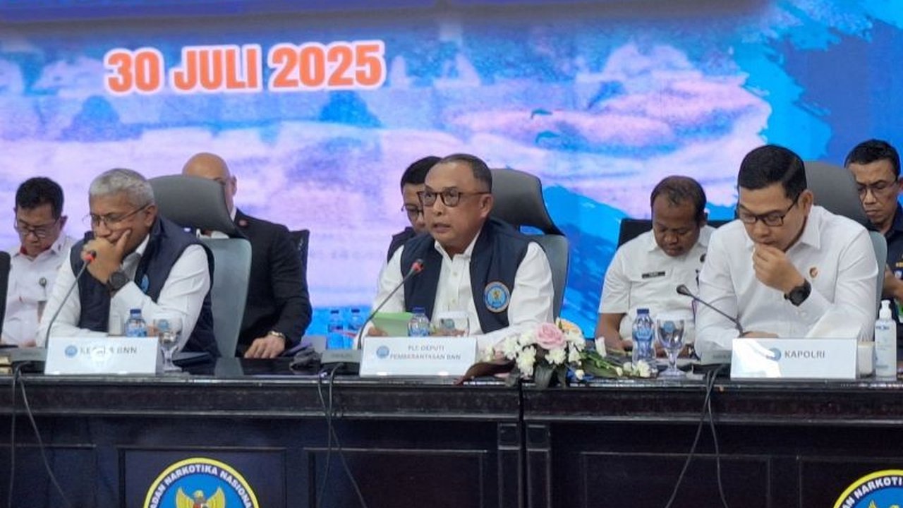 BNN mengungkap alasan Bali menjadi target utama Kartel Narkotika Amerika Latin, dengan penyitaan kokain signifikan. Apa strategi kartel ini menyasar destinasi wisata?