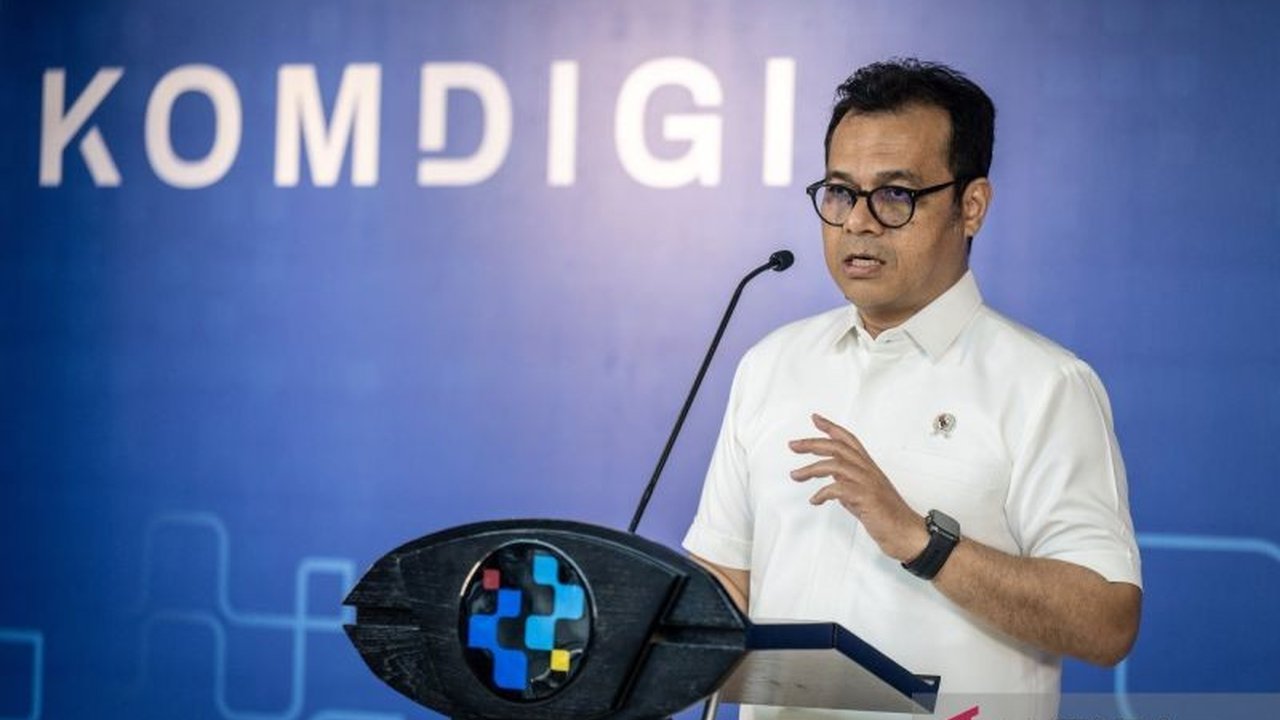 Kementerian Kominfo siapkan internet super cepat dan kurikulum digital terintegrasi untuk Sekolah Rakyat, dorong pemerataan literasi digital nasional.