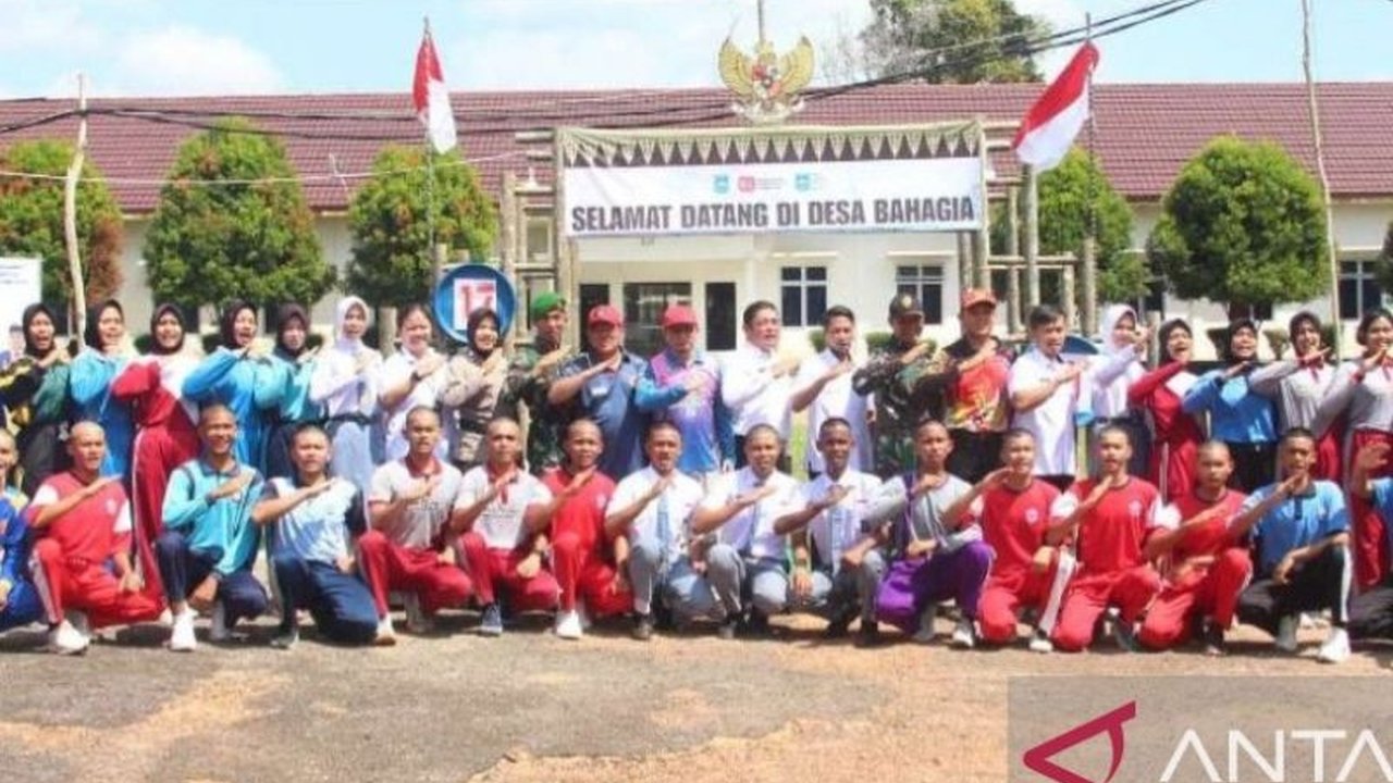 Pemerintah Kabupaten Bangka Tengah memulai diklat intensif bagi 36 calon Paskibraka Bangka Tengah 2025, mempersiapkan mereka untuk mengibarkan bendera HUT RI ke-80.