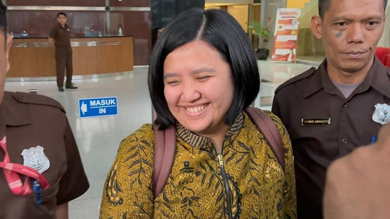 KPK intensif menyelidiki dugaan korupsi Google Cloud di Kemendikbudristek, memanggil mantan stafsus Nadiem Makarim untuk dimintai keterangan selama delapan jam.