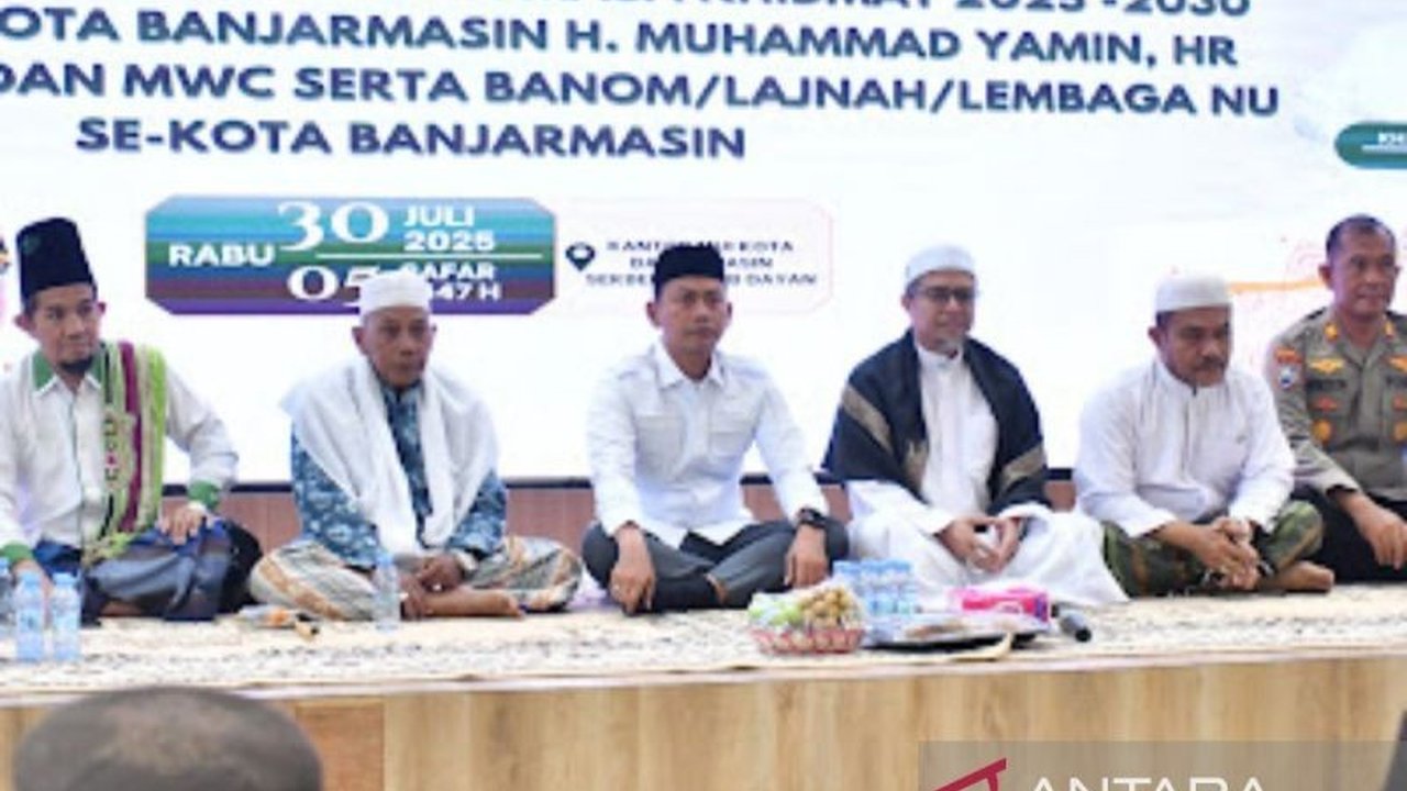 PCNU Banjarmasin berkomitmen penuh atasi darurat sampah, mengajak warga Nahdliyyin pilah sampah dari rumah demi kebersihan kota. Apa peran Wali Kota?