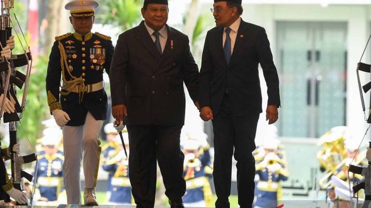 Konsultasi Tahunan RI-Malaysia ke-13 antara Presiden Prabowo dan PM Anwar Ibrahim membahas penguatan kerja sama bilateral. Apa saja poin penting yang disepakati?