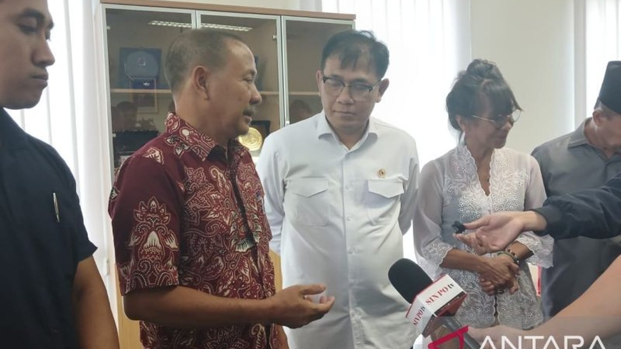 Badan Percepatan Pengentasan Kemiskinan (BP Taskin) mendesak PT Citratama Selaras (CTS) mengembalikan 31 hektare tanah adat di Jimbaran, Bali, yang HGB-nya berakhir sejak 2019. Sengketa tanah adat Jimbaran ini telah berlangsung lebih dari 30 tahun.