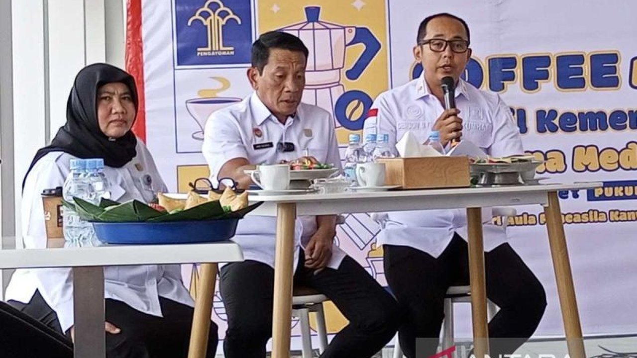 Sembilan produk khas Sulawesi Selatan kini resmi terdaftar sebagai Indikasi Geografis. Perlindungan hukum ini menjamin kualitas, reputasi, dan asal-usul produk, sekaligus membuka peluang ekonomi lebih luas.