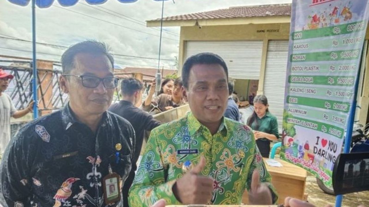 Pemerintah Kota Palangka Raya terus memperkuat layanan Bank Sampah Digital Palangka Raya, sebuah inovasi menarik yang tak hanya kurangi sampah tapi juga bisa ditukar sembako!