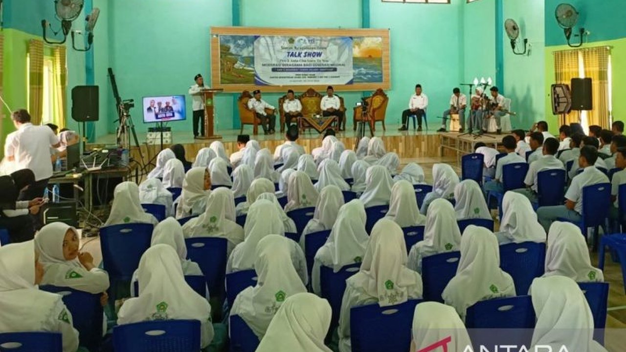 Kantor Kemenag Sumenep gencar perkuat program moderasi beragama di kalangan pelajar. Temukan mengapa penanaman nilai toleransi sejak dini menjadi krusial bagi generasi muda.