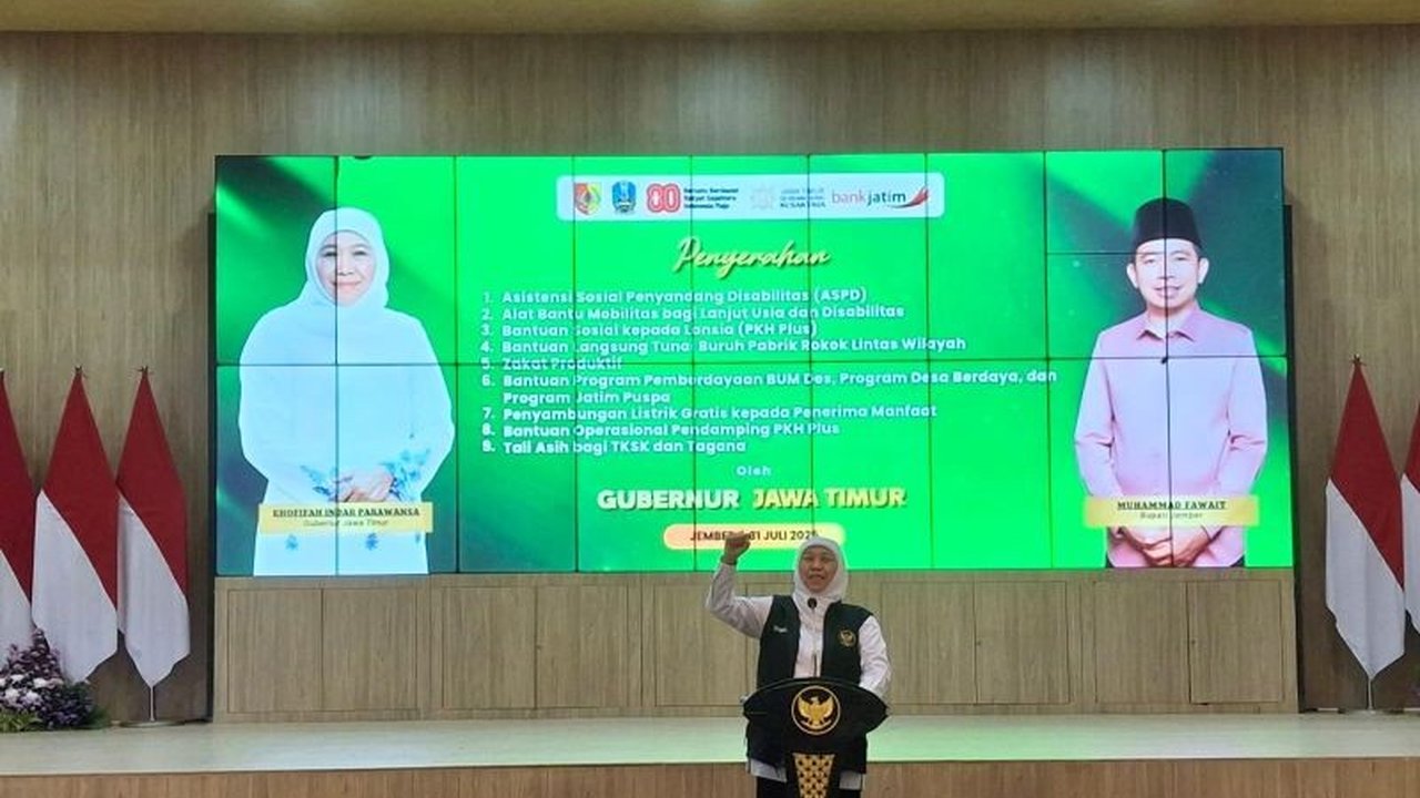 Gubernur Jawa Timur Khofifah Indar Parawansa mengingatkan penerima bansos agar tidak menggunakan dana bantuan untuk Judi Online menyusul temuan PPATK.