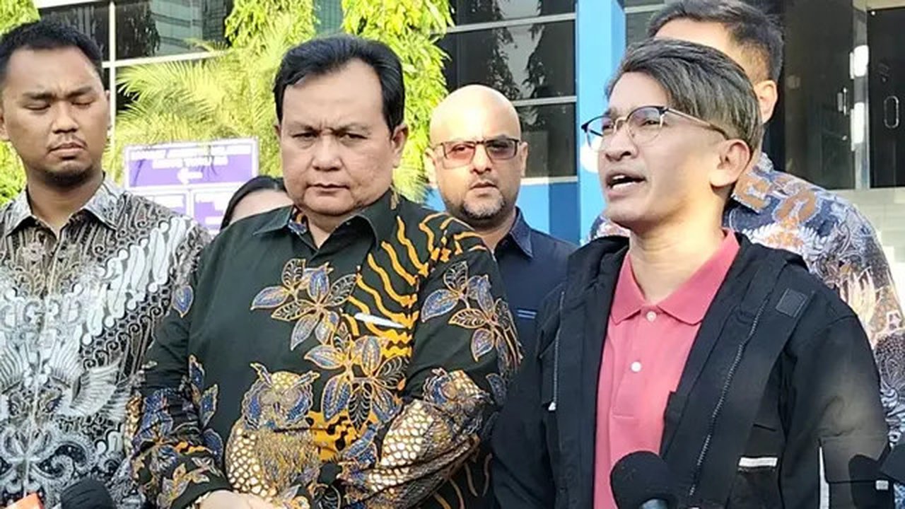 Ruben Onsu Laporkan Akun Medsos ke Polda Metro Jaya (Foto: Ady Anugrahadi/Liputan6.com)