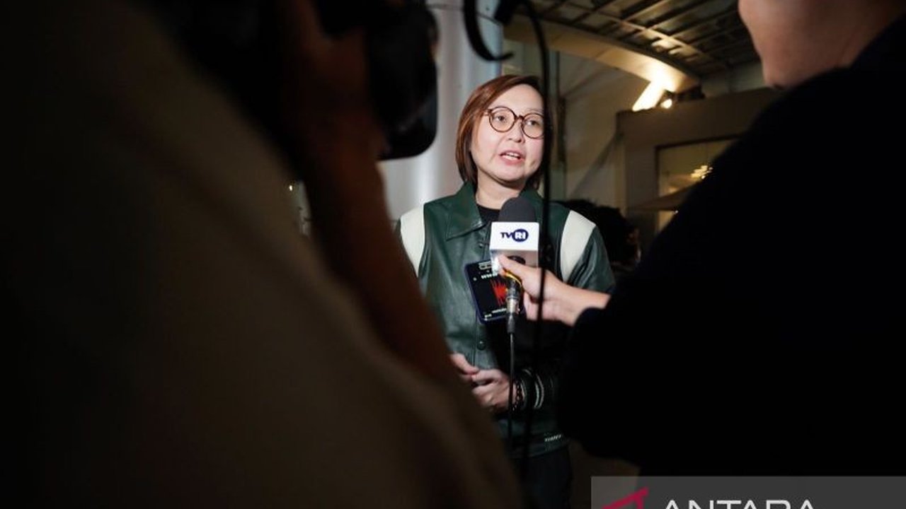 Wakil Menteri Ekonomi Kreatif, Irene Umar, menegaskan pentingnya peran televisi untuk edukasi dan penguatan literasi budaya, bahkan di tengah gempuran internet.