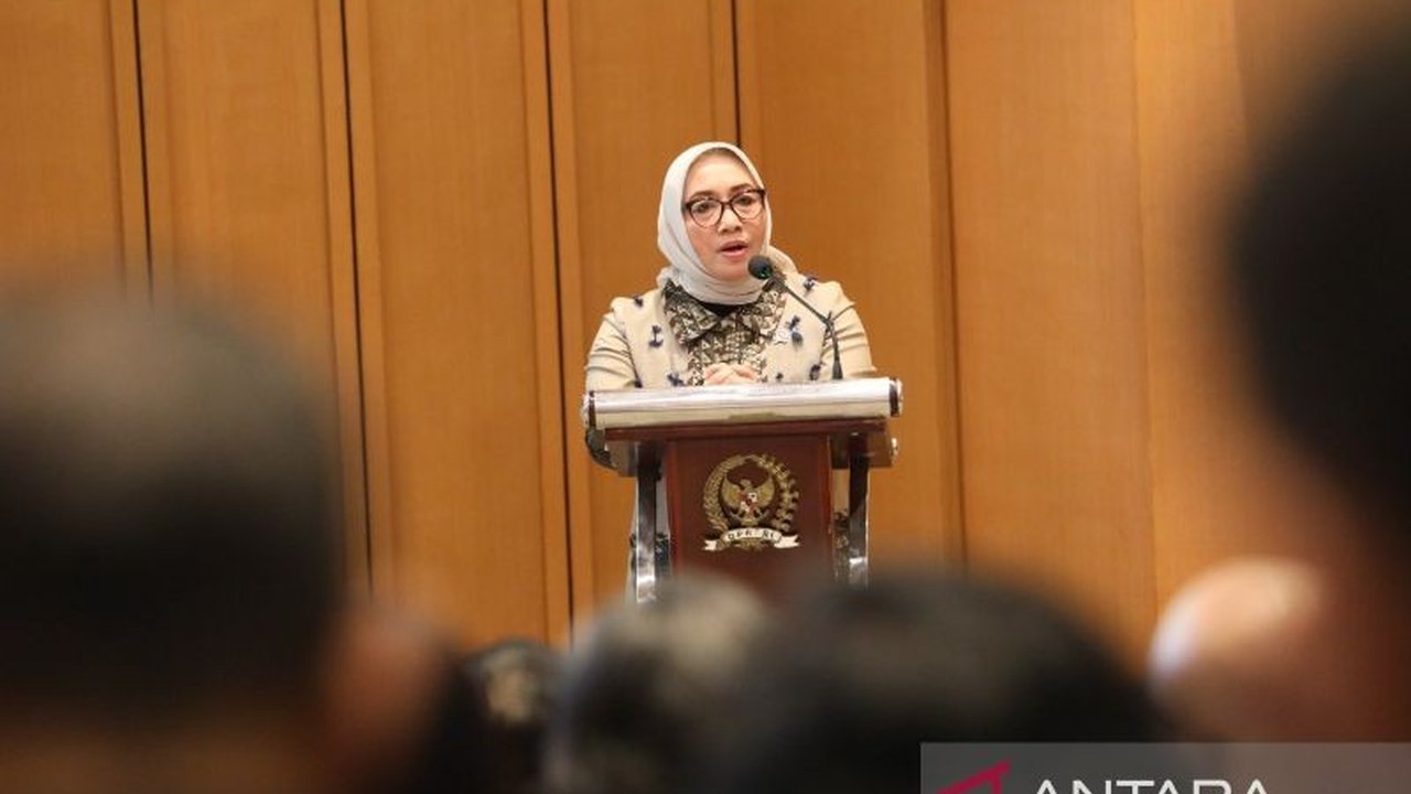Menteri PPPA Arifah Fauzi tegaskan pendampingan menyeluruh bagi balita korban kekerasan seksual di Pontianak, usai kasusnya disorot publik. Bagaimana kelanjutannya?