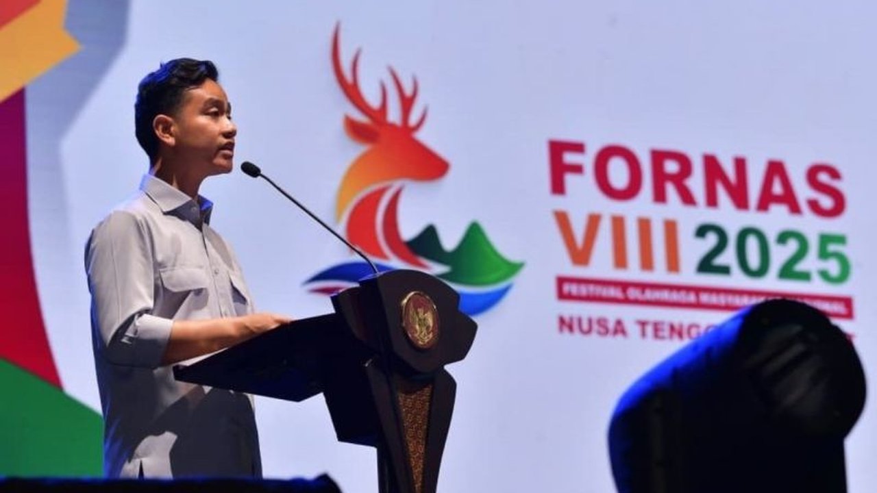 Wakil Presiden Gibran Rakabuming Raka mengumumkan FORNAS VIII berhasil menciptakan perputaran ekonomi hingga Rp150 miliar, menunjukkan dampak signifikan bagi daerah dan masyarakat.