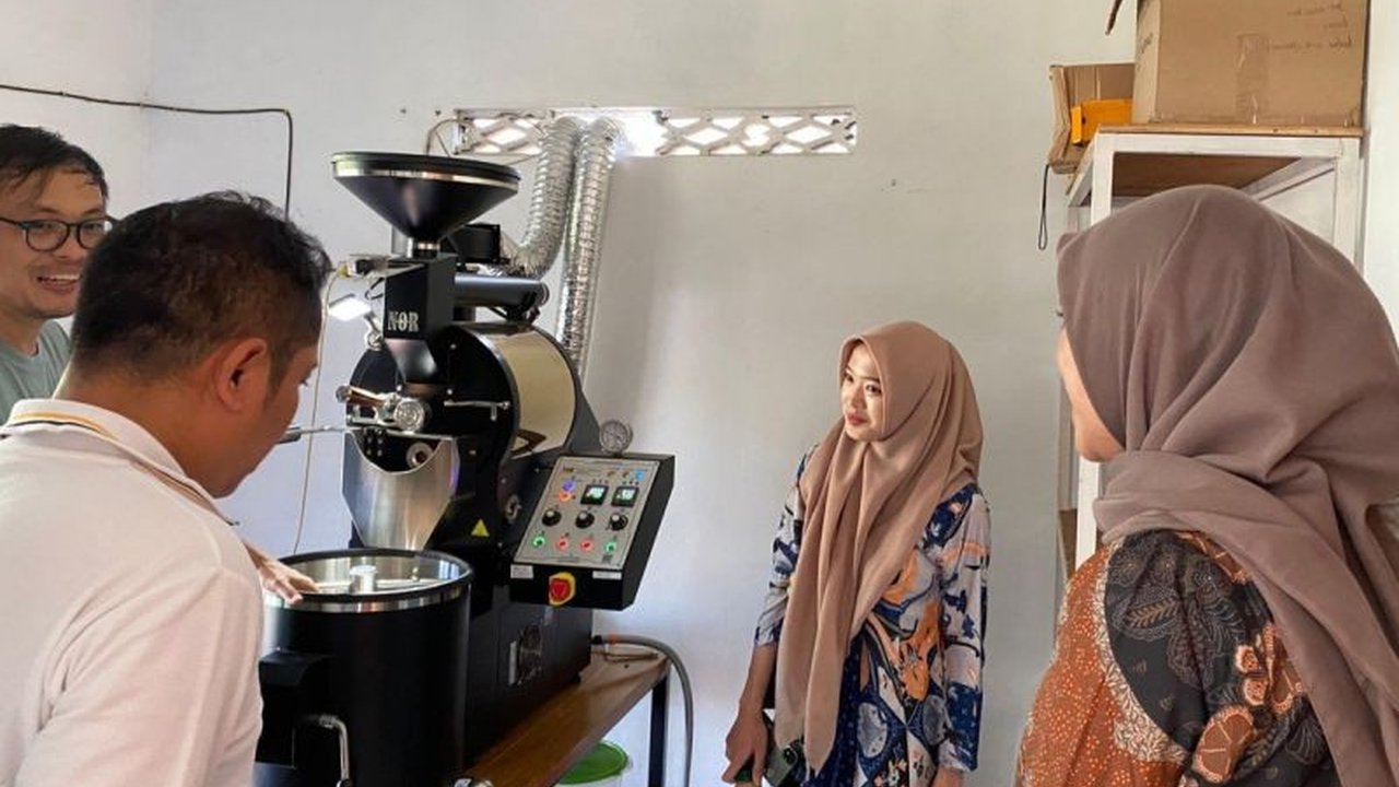 Kemenkumham Jateng melakukan verifikasi MPIG Kopi Robusta Wonogiri untuk melindungi hak kekayaan intelektual dan meningkatkan nilai UMKM kopi lokal. Simak selengkapnya!