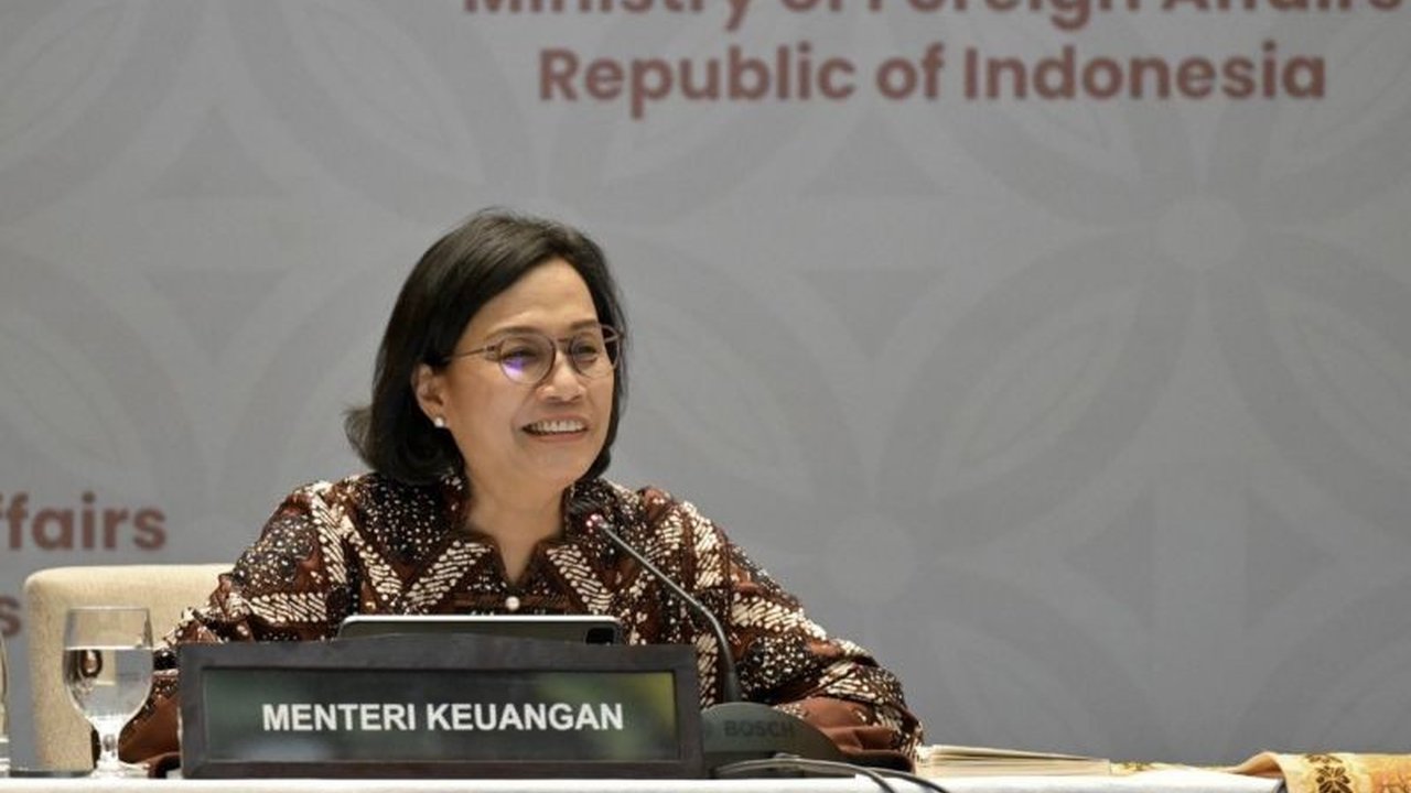 Menkeu Sri Mulyani tekankan pentingnya peran Diplomasi Ekonomi bagi calon duta besar. Simak bagaimana diplomasi ini krusial menjaga iklim investasi di tengah tantangan global.