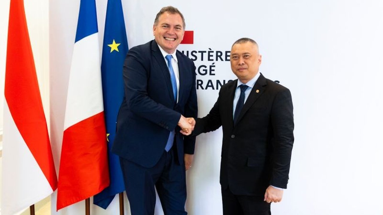 Indonesia dan Prancis sepakat tingkatkan Kerja Sama Transportasi, termasuk proyek LRT Bandung. Bagaimana kemitraan strategis ini akan membawa solusi mobilitas perkotaan?