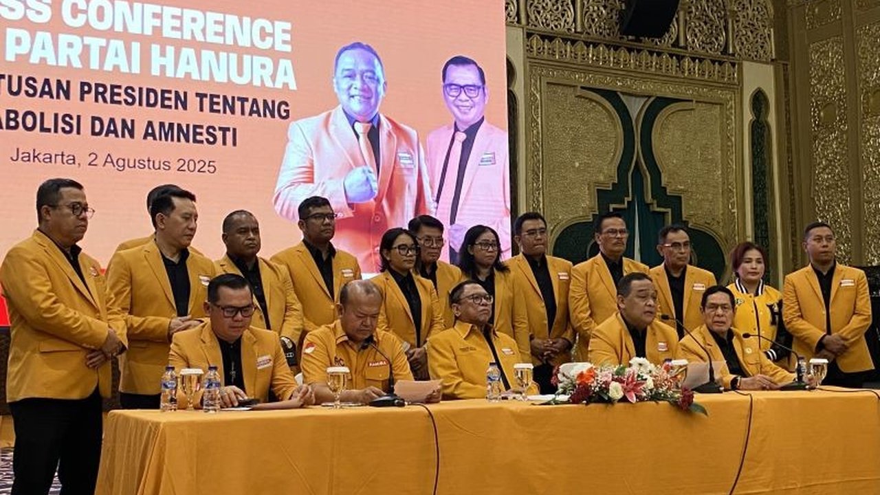 Partai Hanura tegaskan keputusan Abolisi dan Amnesti Presiden Prabowo bukan intervensi hukum, melainkan langkah konstitusional untuk mengoreksi hukuman. Simak alasannya!
