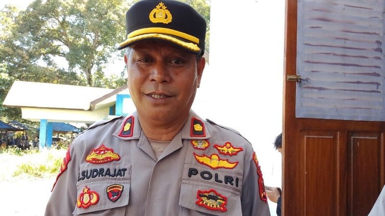 Polres Jayapura siapkan 370 personel untuk Pengamanan PSU Pilkada Papua 2025. Simak strategi pengamanan maksimal demi kelancaran pesta demokrasi di Bumi Cenderawasih.