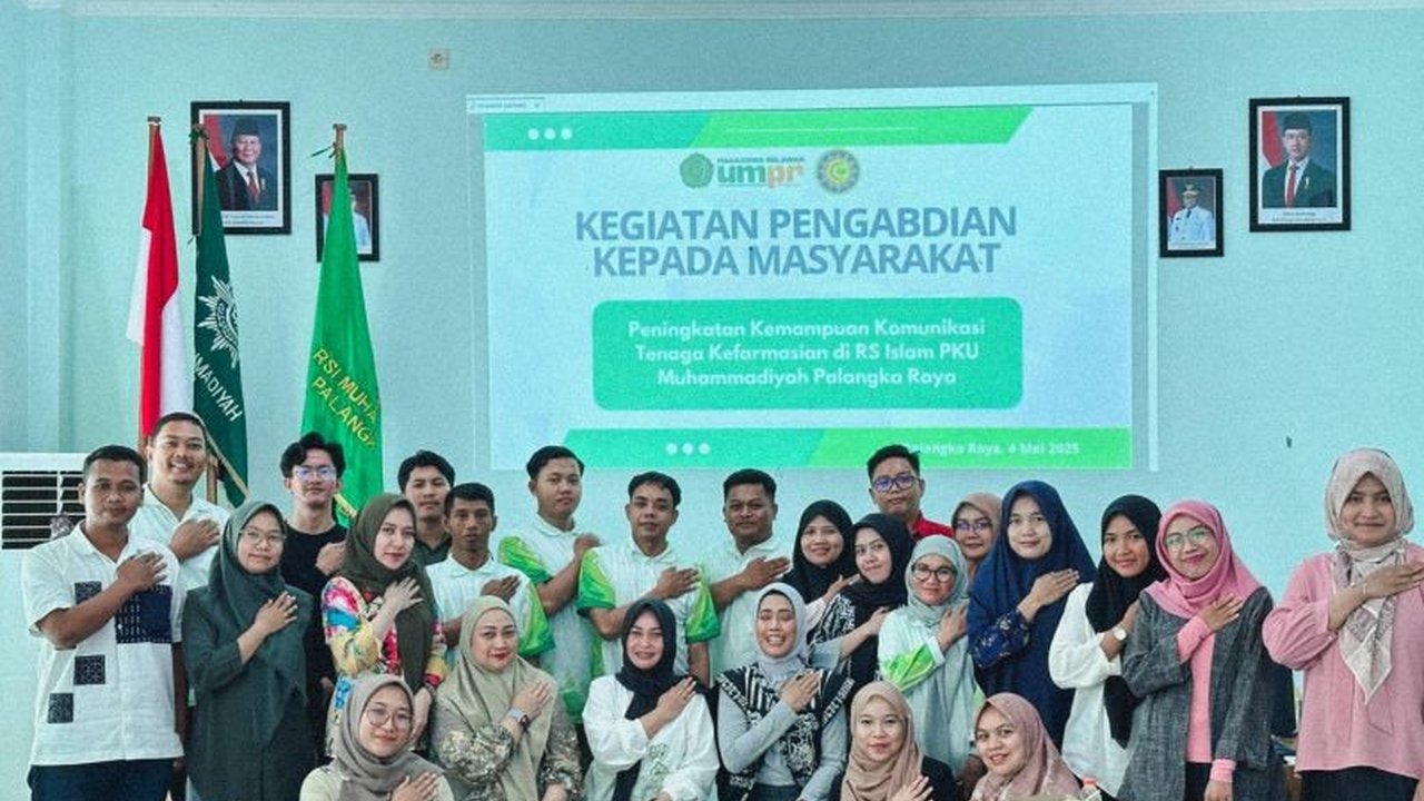 Universitas Muhammadiyah Palangkaraya (UMPR) sukses menggelar pelatihan komunikasi farmasi bagi tenaga medis RS, demi tingkatkan pelayanan pasien. Simak dampaknya!