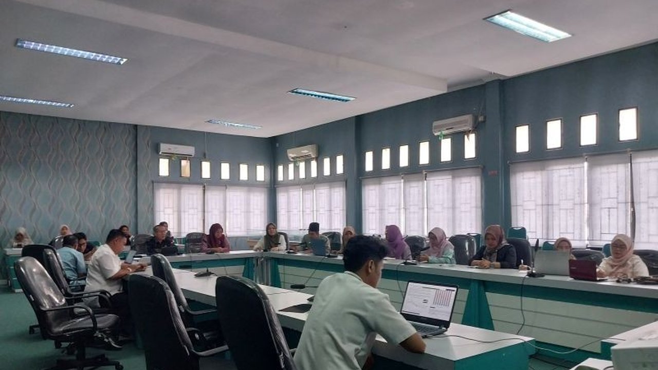 Pemerintah Kabupaten Pasaman Barat siapkan tim pemantauan balita guna memastikan data stunting akurat, setelah berhasil menurunkan angka prevalensi secara signifikan. Bagaimana strategi mereka?