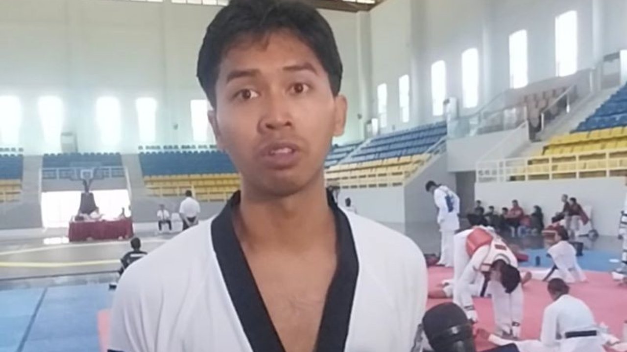 Atlet Osanando Naufal Taekwondo berambisi meraih medali emas di SEA Games 2025 Thailand, setelah sebelumnya mengoleksi perunggu dan perak. Mampukah ia wujudkan impiannya?