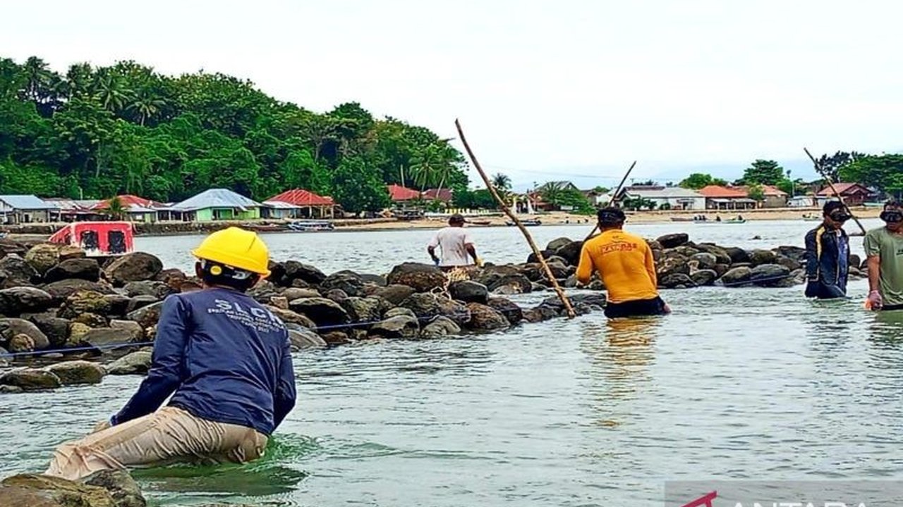 DPRD Gorontalo Utara mendukung penuh pembangunan Tanggul Pemecah Ombak Gorontalo Utara di Kepulauan Ponelo untuk melindungi ribuan warga dari ancaman abrasi dan ombak besar.