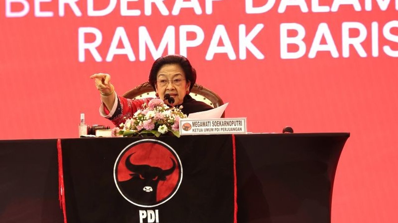 Ketua Umum PDIP Megawati Soekarnoputri memberikan peringatan keras kepada DPD PDIP Jateng agar tidak lagi mempermalukan dirinya, mengingat sejarah kemenangan partai di wilayah tersebut.