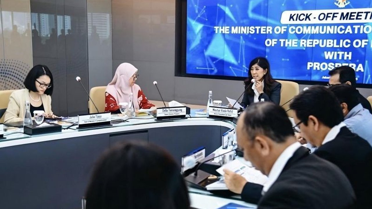 Indonesia serius menggenjot kontribusi Ekonomi Digital hingga 19% PDB pada 2045. Kolaborasi dengan Australia diharapkan mempercepat transformasi digital nasional. Akankah target ini tercapai?