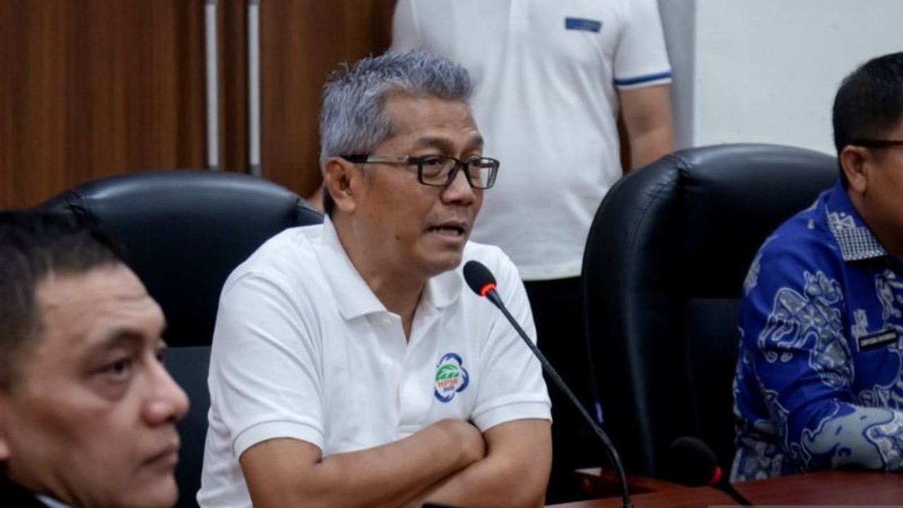 Kemendes PDT menggandeng mitra strategis seperti Lion Parcel, Dagangan, dan OJC Auto Course untuk membahas peluang unit usaha Kopdes Merah Putih. Simak bagaimana inisiatif ini memperkuat ekonomi desa.