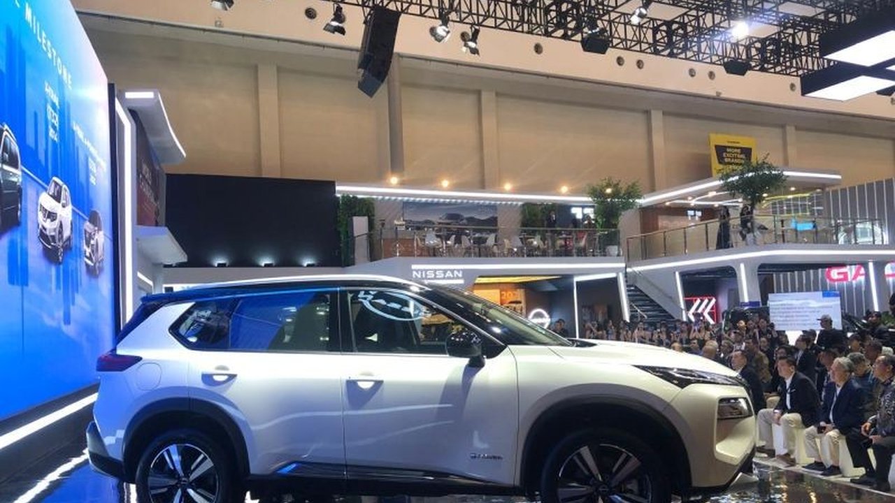Simak detail The All-New Nissan X-Trail e-POWER yang meluncur di GIIAS 2025. SUV ini hadir dengan teknologi e-POWER dan e-4ORCE, menjanjikan pengalaman berkendara revolusioner.