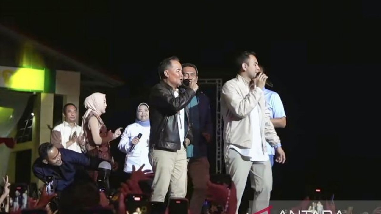 Utusan Khusus Presiden Raffi Ahmad memuji gelaran CFN Huma Betang Night di Kalimantan Tengah sebagai ruang publik yang hidup, terbuka, dan penuh semangat.