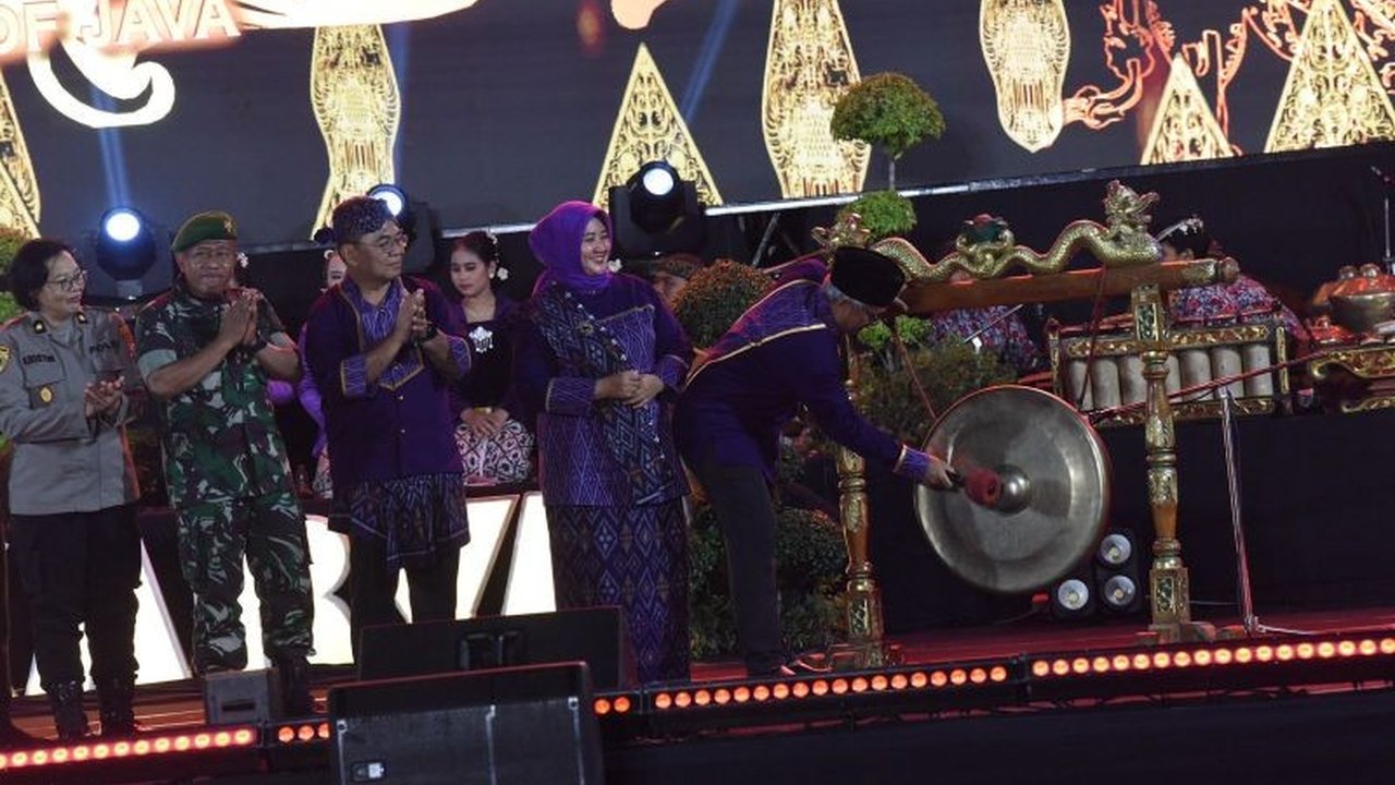 Pemerintah Kota Kediri meluncurkan Pekan Belanja Kota Kediri 2025 untuk memberdayakan UMKM dan menguatkan ekonomi lokal, bertepatan dengan Hari Jadi ke-1.146.