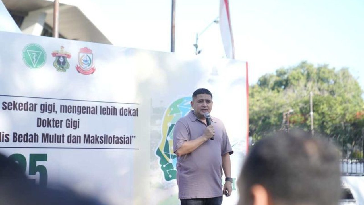 Wali Kota Makassar Munafri Arifuddin mengajak peserta Konas PABMI 2025 untuk edukasi warga pinggiran, mengungkap urgensi bidang bedah mulut dan maksilofasial. Simak detailnya!