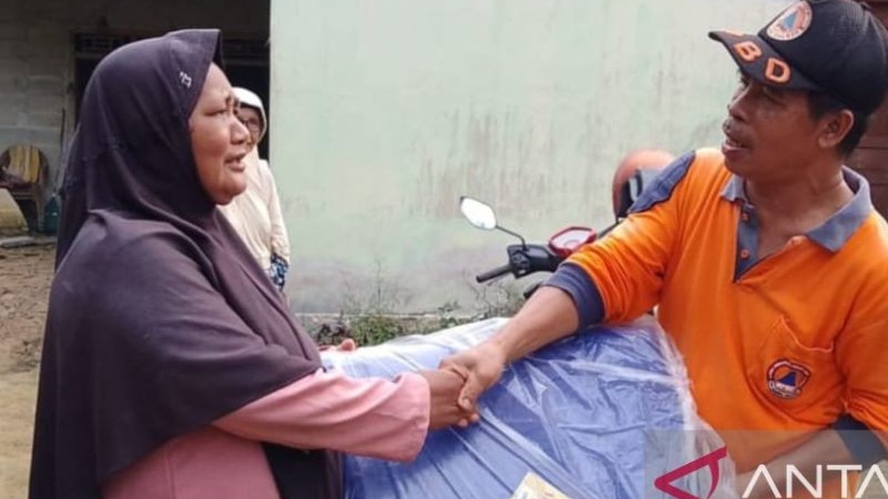 Badan Penanggulangan Bencana Daerah (BPBD) Kabupaten Bangka bergerak cepat menyalurkan Bantuan BPBD Bangka berupa terpal kepada warga terdampak angin puting beliung di Romodong Belitung. Apa alasan di balik bantuan awal ini?