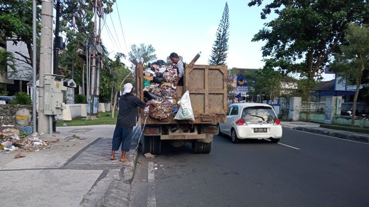 Fakta Penting: Mataram Segera Operasikan Tiga Insinerator Sampah, Target Kurangi 30 Ton Per Hari