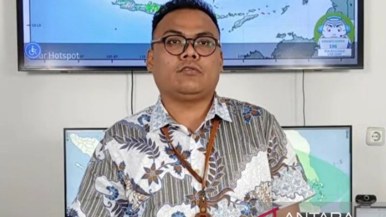 Badan Meteorologi Klimatologi dan Geofisika (BMKG) melaporkan sembilan titik panas Sumatera Utara terpantau, mengindikasikan potensi karhutla. Masyarakat diminta waspada.